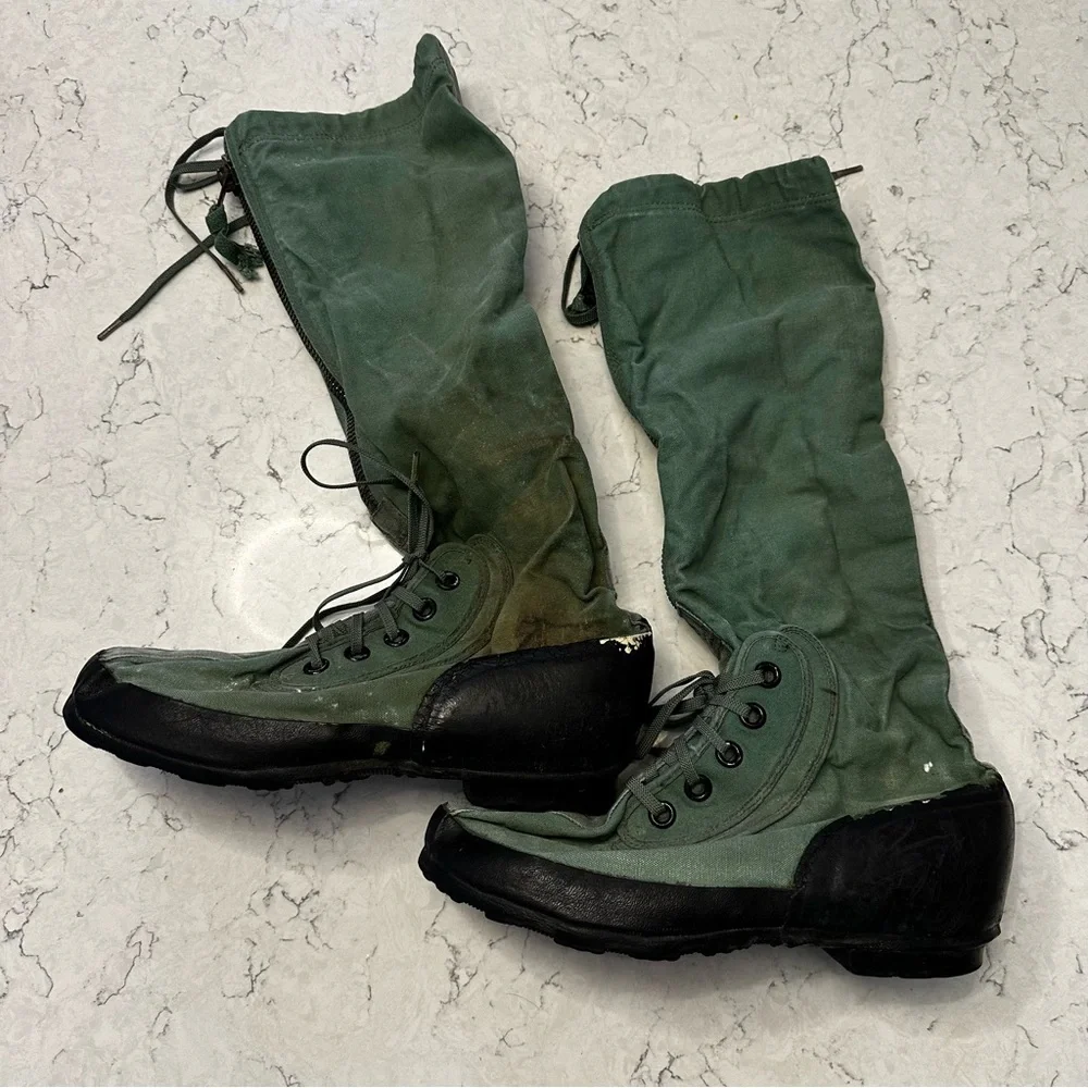 US Military MUKLUK BOOTS Snow Extreme Cold Weather Arctic Boots Mens 10 WellWorn